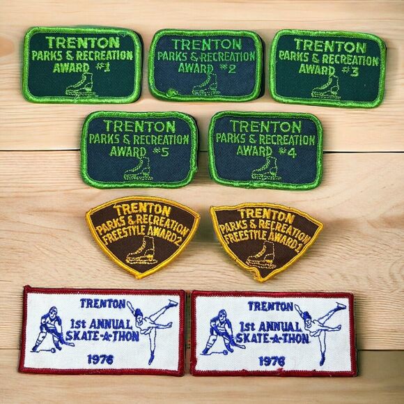 VTG New Jersey TRENTON PARKS & RECREATION Ice Figure Skating 9 Patch Lot Skate - Picture 1 of 11